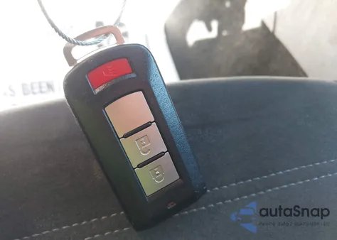 2020 Mitsubishi Outlander Le 2.4 from USA, damaged, VIN JA4AD3A35LZ039003